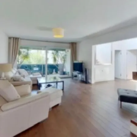 Panthause Avec 3 A Coucher Pour 6 Personnes Apartment